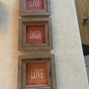 Wood wall hangings